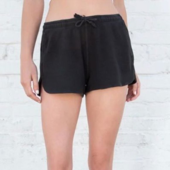 Black brandy melville summer thermal shorts - Picture 2 of 4